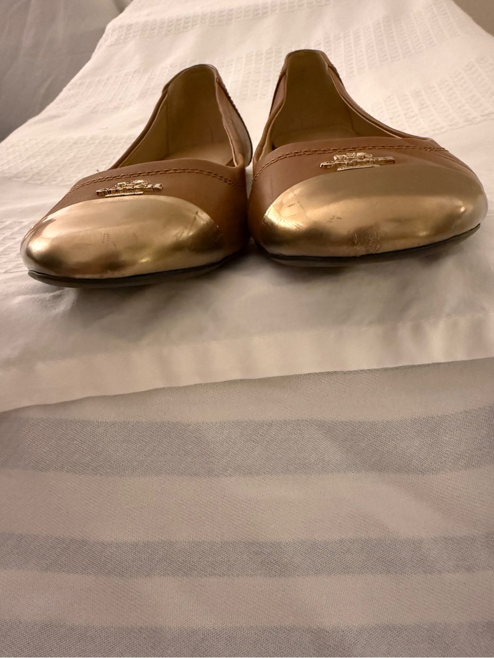 Coach Shoes Flats Women’s Brown Leather with Gold Size 8-Preowned - Picture 4 of 12
